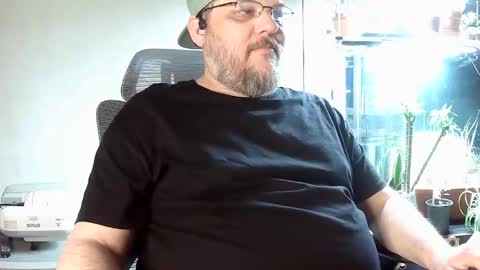 Snapshot of indigolvr chatting on 21, 4, 2026 BroLOU online show from 21, 4, 2026