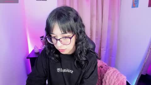 Snapshot of indra_cam chatting on 6, 11, 2025 Diana online show from 6, 11, 2025