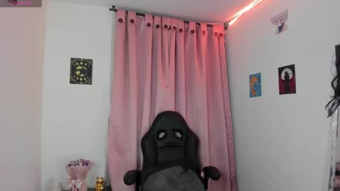 Snapshot of indra_cam chatting on 11, 1, 2026 Diana online show from 11, 1, 2026