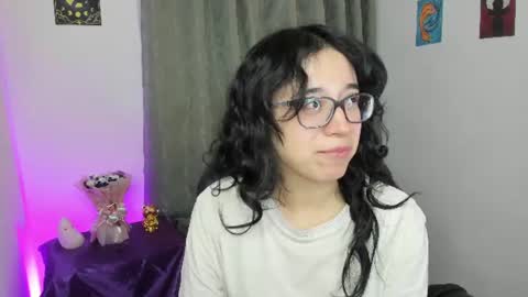 Snapshot of indra_cam chatting on 15, 7, 2026 Diana online show from 15, 7, 2026