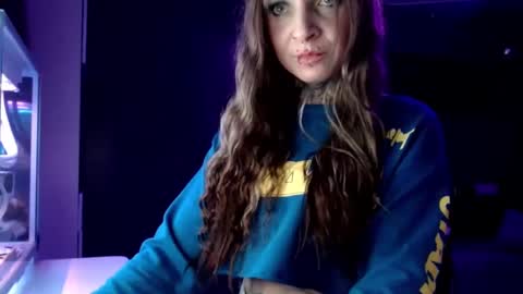 InesDesire online show from 28, 1, 2025