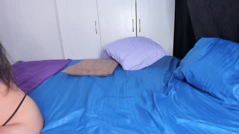 Snapshot of infinitesex2 chatting on 18, 2, 2025 Samantha and chris online show from 18, 2, 2025