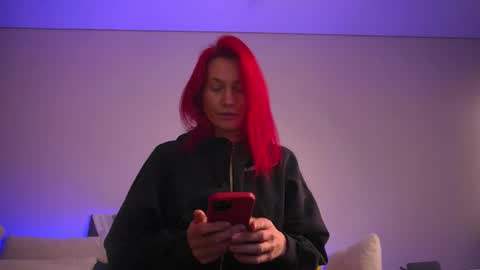 Snapshot of infinitespring chatting on 20, 10, 2025 Infinitespring online show from 20, 10, 2025