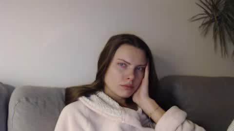 Snapshot of infinitiq45 chatting on 28, 12, 2024 Sweet girl online show from 28, 12, 2024