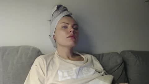 Snapshot of infinitiq45 chatting on 12, 2, 2025 Sweet girl online show from 12, 2, 2025