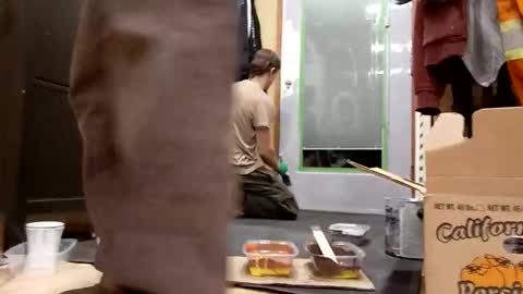 Snapshot of info_chat chatting on 14, 12, 2025 sir. Grummps online show from 14, 12, 2025