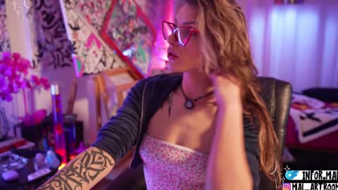 Snapshot of informal_ chatting on 21, 1, 2025 MAL --- online show from 21, 1, 2025