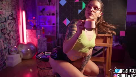 Snapshot of informal_ chatting on 1, 2, 2025 MAL --- online show from 1, 2, 2025