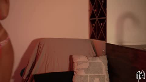 Snapshot of informal_ chatting on 21, 9, 2025 MAL --- online show from 21, 9, 2025