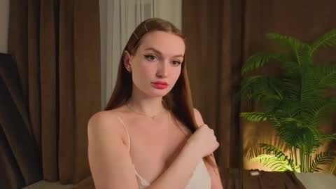 Snapshot of ingergirl chatting on 26, 5, 2026 Vicki FANSLY --- online show from 26, 5, 2026