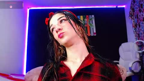 Snapshot of ingrid_zese chatting on 2, 11, 2025 Ingrid Zese online show from 2, 11, 2025