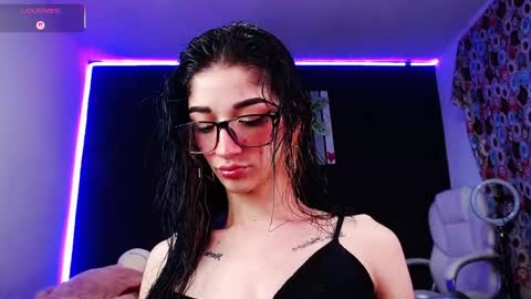 Snapshot of ingrid_zese chatting on 3, 11, 2025 Ingrid Zese online show from 3, 11, 2025