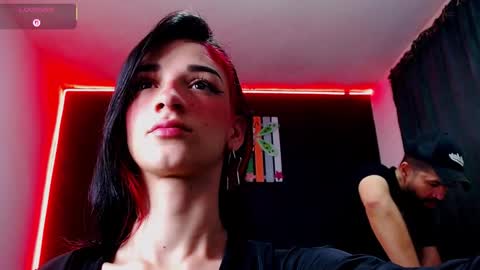 Snapshot of ingrid_zese chatting on 12, 11, 2025 Ingrid Zese online show from 12, 11, 2025