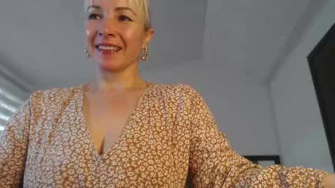 Snapshot of ingridbergman chatting on 21, 1, 2025 online show from 21, 1, 2025