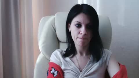 Snapshot of injaathome chatting on 18, 2, 2025 InjaAtHome online show from 18, 2, 2025