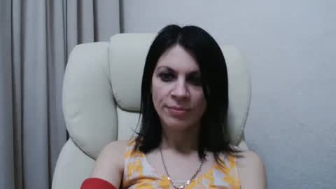 Snapshot of injaathome chatting on 23, 2, 2025 InjaAtHome online show from 23, 2, 2025