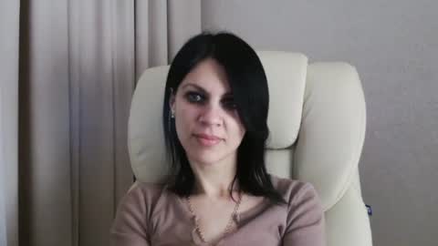 Snapshot of injaathome chatting on 27, 2, 2025 InjaAtHome online show from 27, 2, 2025