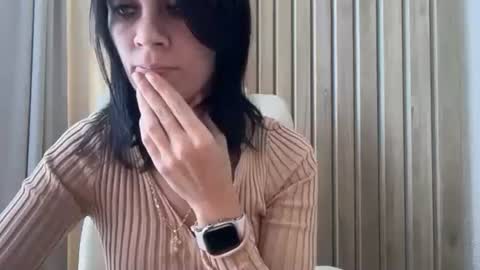 Snapshot of injaathome chatting on 25, 9, 2025 InjaAtHome online show from 25, 9, 2025