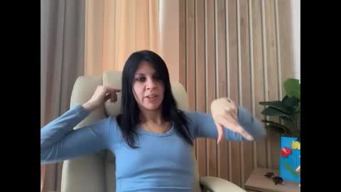 Snapshot of injaathome chatting on 20, 5, 2026 InjaAtHome online show from 20, 5, 2026