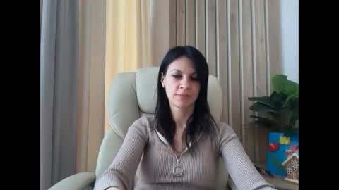 Snapshot of injaathome chatting on 23, 5, 2026 InjaAtHome online show from 23, 5, 2026