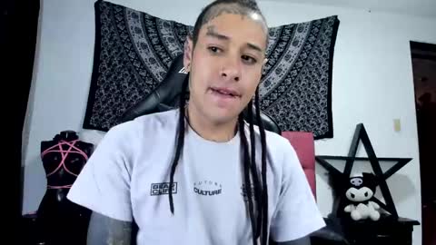 Snapshot of ink_u_buzz chatting on 1, 1, 2025 Dani online show from 1, 1, 2025