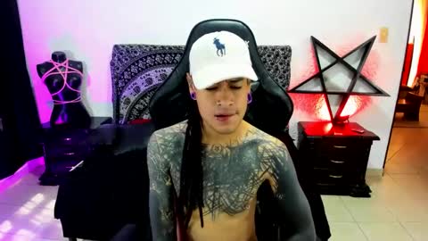 Snapshot of ink_u_buzz chatting on 1, 2, 2025 Dani online show from 1, 2, 2025