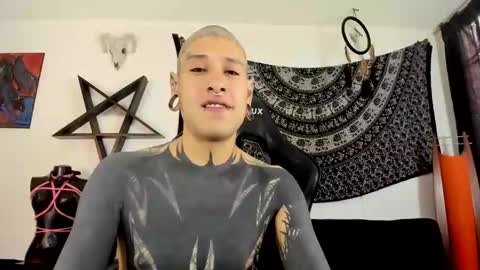 Snapshot of ink_u_buzz chatting on 2, 12, 2025 Dani online show from 2, 12, 2025