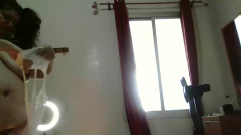 inna46_ online show from 22, 1, 2025