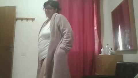 inna46_ online show from 20, 10, 2025