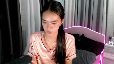 Reign online show from 13, 4, 2026