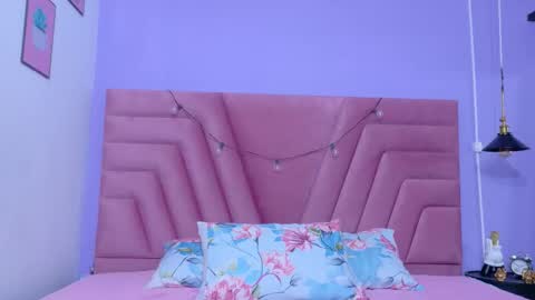 innocenthazel online show from 14, 12, 2025