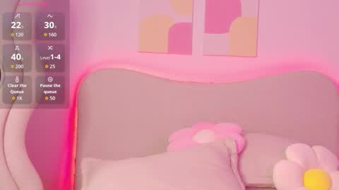 Snapshot of innocentlady_ chatting on 4, 11, 2025 SELENA online show from 4, 11, 2025