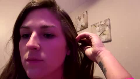 Snapshot of innocentlilsarah chatting on 15, 10, 2025 innocentlilsarah online show from 15, 10, 2025
