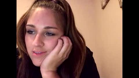 Snapshot of innocentlilsarah chatting on 17, 10, 2025 innocentlilsarah online show from 17, 10, 2025