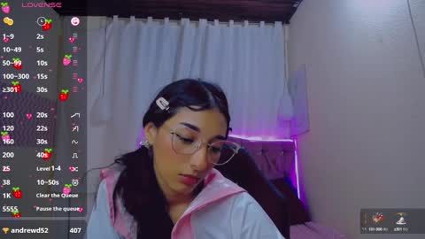 Snapshot of inocent_luna chatting on 11, 12, 2024 Luna moon online show from 11, 12, 2024