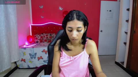 Snapshot of inocent_luna chatting on 13, 2, 2025 Luna moon online show from 13, 2, 2025