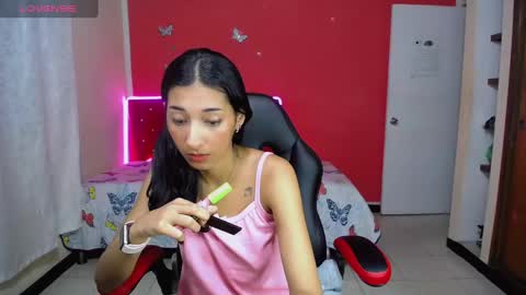 Snapshot of inocent_luna chatting on 8, 3, 2025 Luna moon online show from 8, 3, 2025