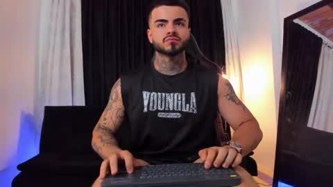 Brayan Chavez online show from 8, 3, 2026