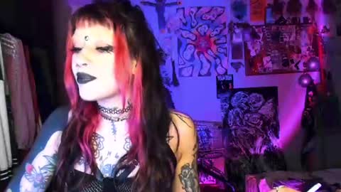 Insunnity666 online show from 1, 7, 2026