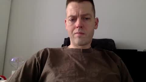 Snapshot of interestedhun chatting on 7, 1, 2025 InterestedHun online show from 7, 1, 2025