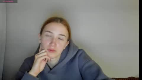 Snapshot of internetsexplorer chatting on 2, 11, 2025 Bernadette Join online show from 2, 11, 2025