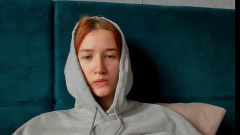 Snapshot of internetsexplorer chatting on 14, 11, 2025 Bernadette Join online show from 14, 11, 2025