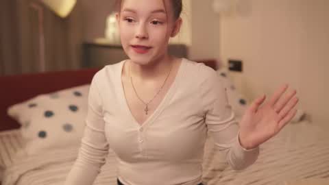 Avie online show from 6, 3, 2026