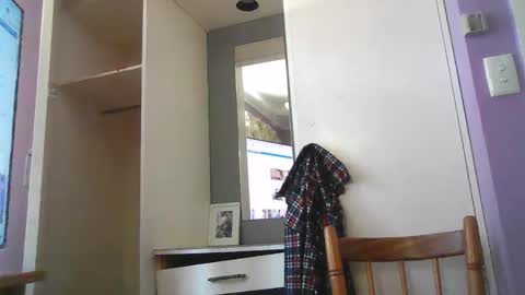 Snapshot of inxs2much chatting on 9, 10, 2025 inxs2much online show from 9, 10, 2025