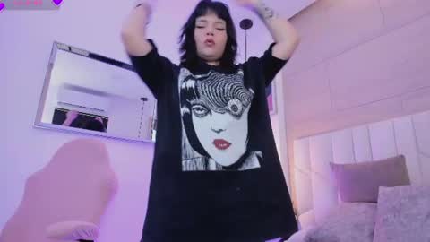io_chie_ online show from 8, 7, 2026