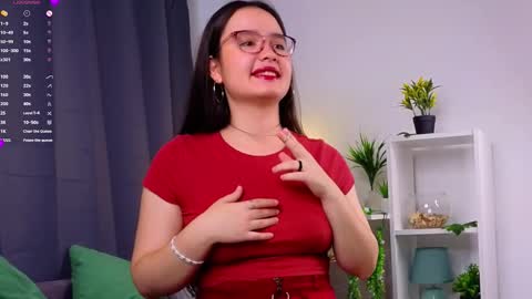 Snapshot of iralascola chatting on 21, 9, 2025 Mia online show from 21, 9, 2025