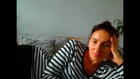 Snapshot of irina9793 chatting on 25, 11, 2025 irina online show from 25, 11, 2025