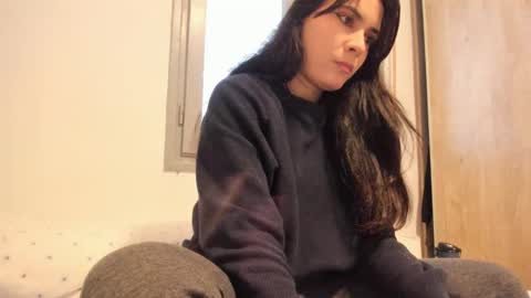 iris_and_ian online show from 24, 12, 2024