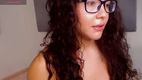 Instagram iris caprice online show from 16, 1, 2025