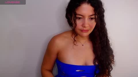 Instagram iris caprice online show from 28, 2, 2025